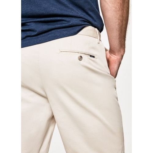 Hackett  Greige heren (HACKETT  BERMUDA - HM 801155 GREIGE) - Di Classe (Sluis)