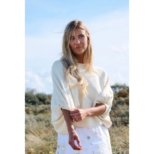 Leonie De Paris  Ecru