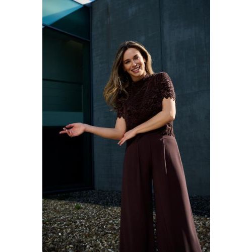 Leonie De Paris  Bruin