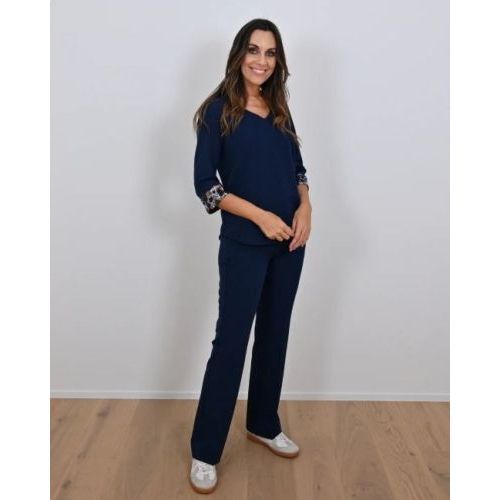 Leonie De Paris  Navy