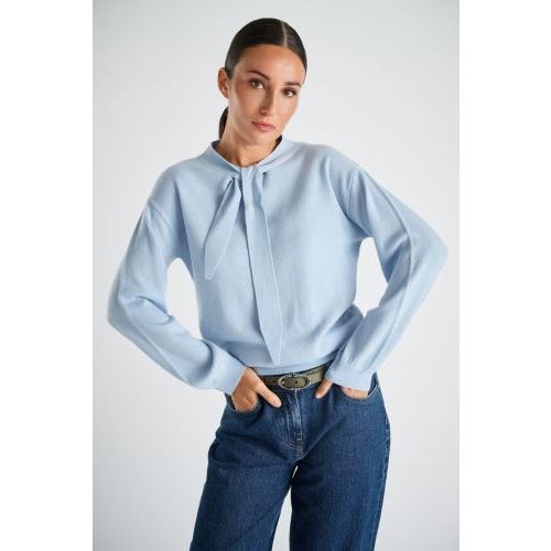 Marie Mero  Licht blauw